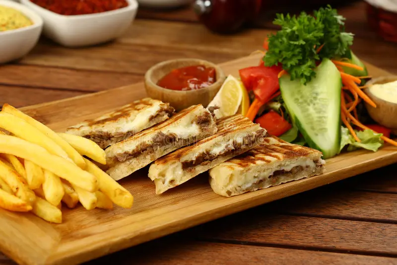 TOST KAVURMA KAŞARLI